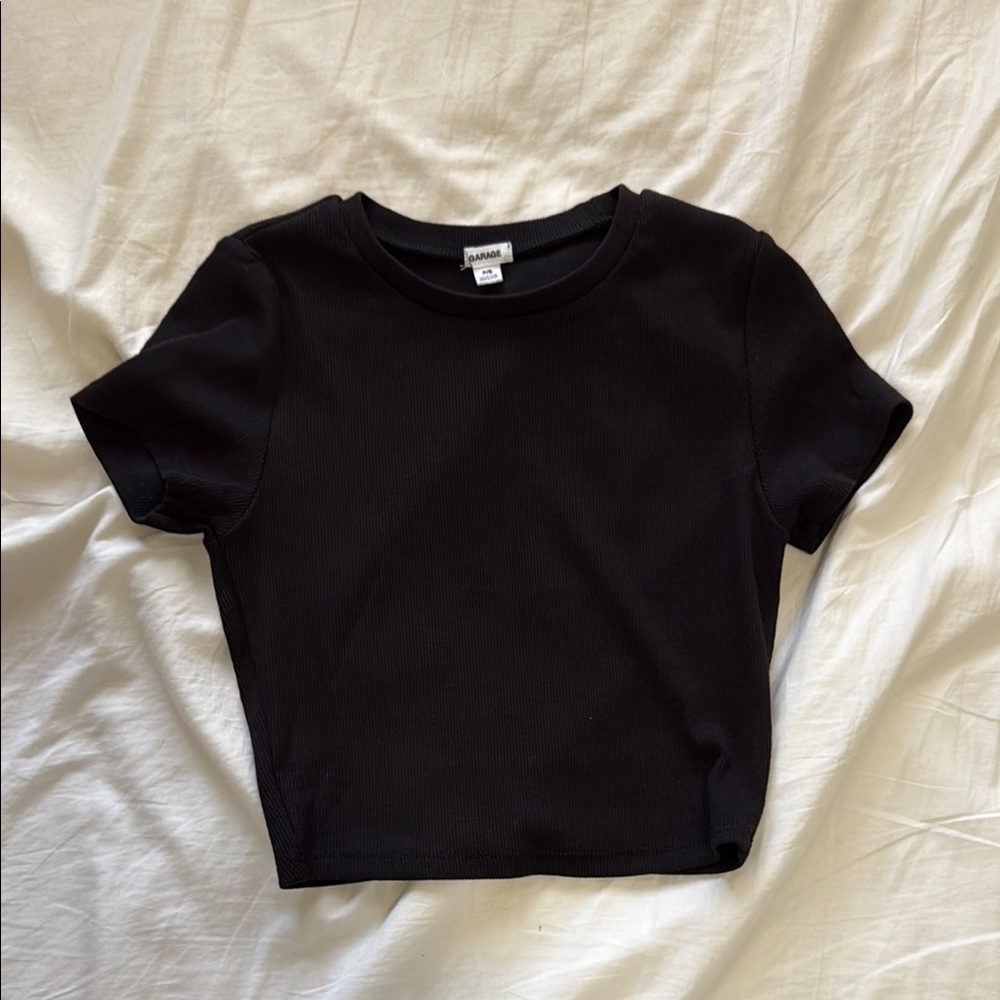black garage crop top size s